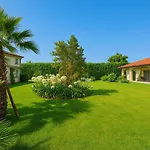 Dei Marmi, Pool & Garden * フォルテ・デイ・マルミ