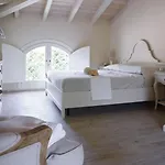 Dei Marmi, Pool & Garden *