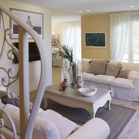 Villa Dei Marmi, Pool & Garden *